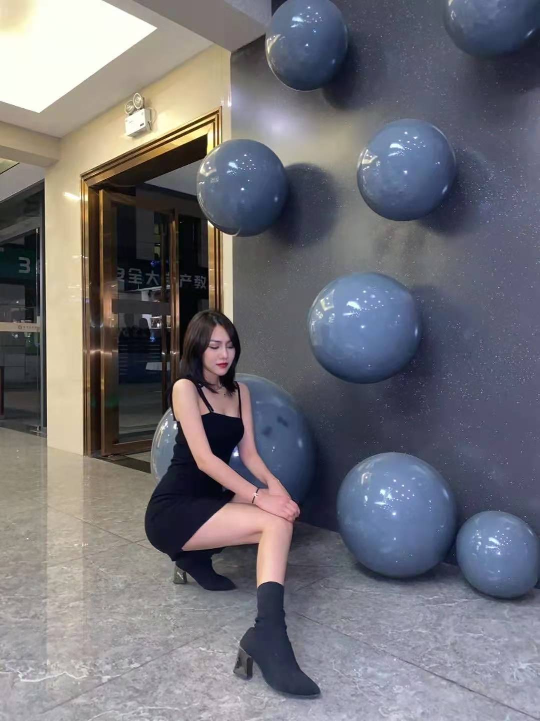 天河甜美气质夏蓝